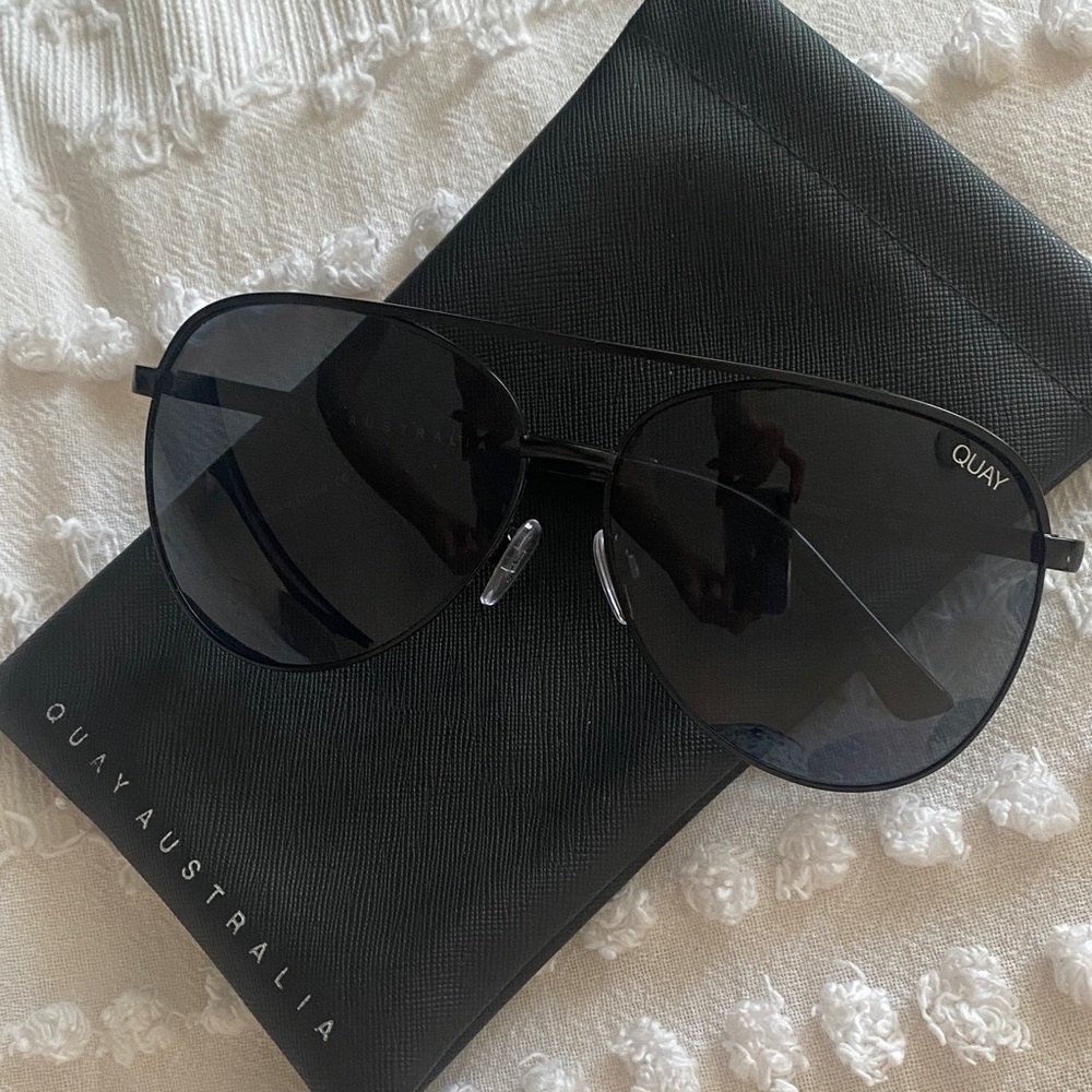 Quay Australia Black Aviator Sunglasses